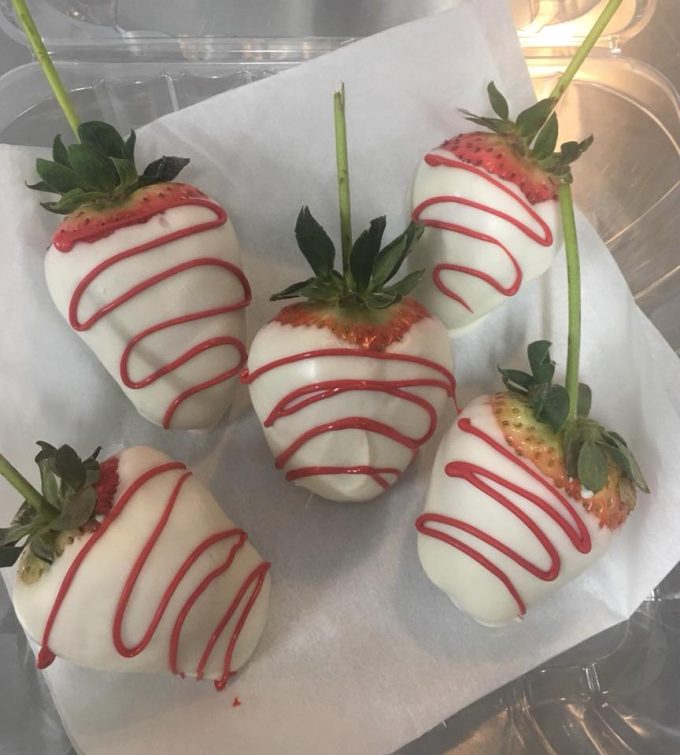 Chocolate covered strawberries at Kendrick Farms